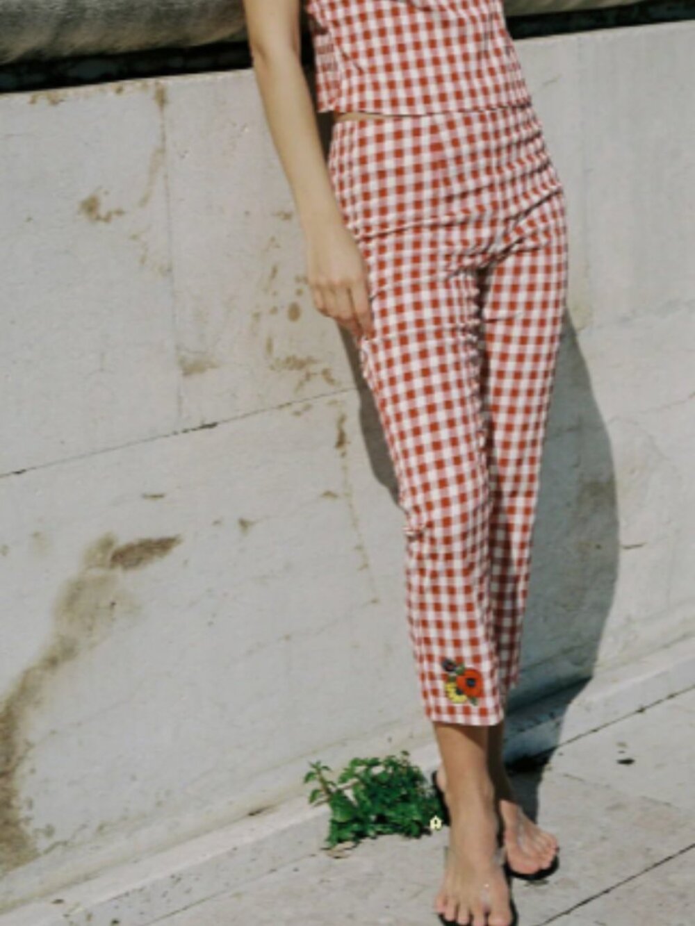 Kristin Pant Lisa Says Gah Cherry Gingham - Picture 6 of 6
